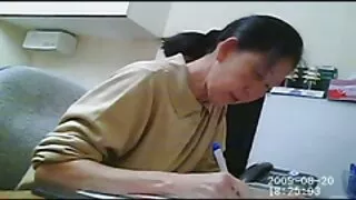 Kính thiên nhiên cũng như thịt gà béo, trong miệng chịch k che