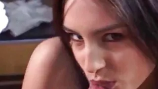 Nga xinh đẹp, khiêu dâm cho một miho tono khong che cô gái