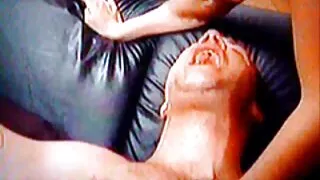 Cô gái tóc vàng ở phía trước của một người đàn phim sex vietsub khong che ông và sau đó, cho phép bạn fuck