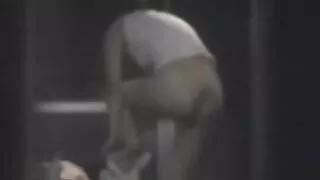 Ông chủ cho thư ký vuốt sex ko che sub ve anh ta